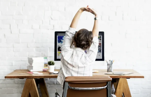 💪 Cara Kekal Aktif Walaupun Sibuk Bekerja – Panduan Lengkap