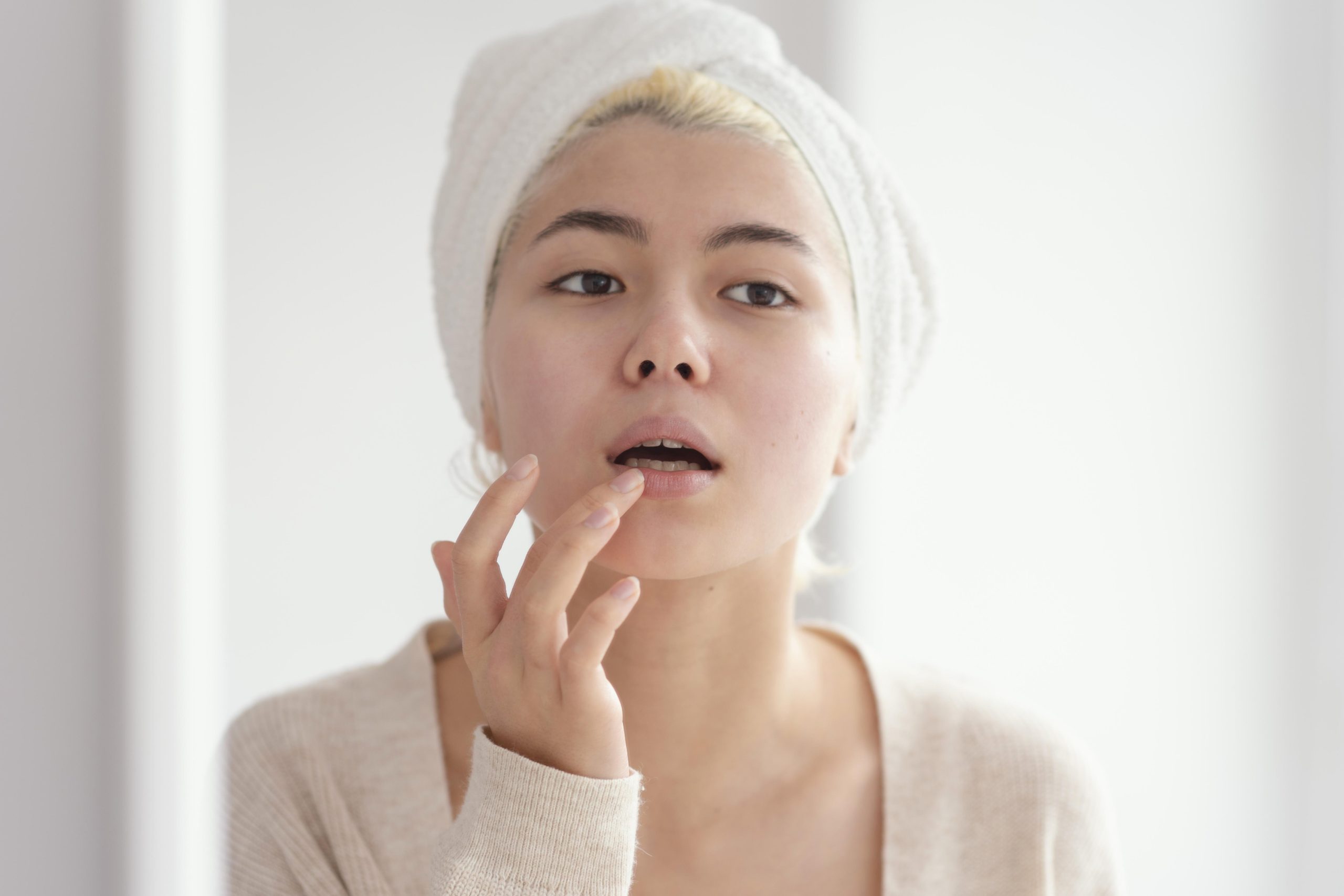 Tips Hilangkan Bibir Kering Secara Semula Jadi